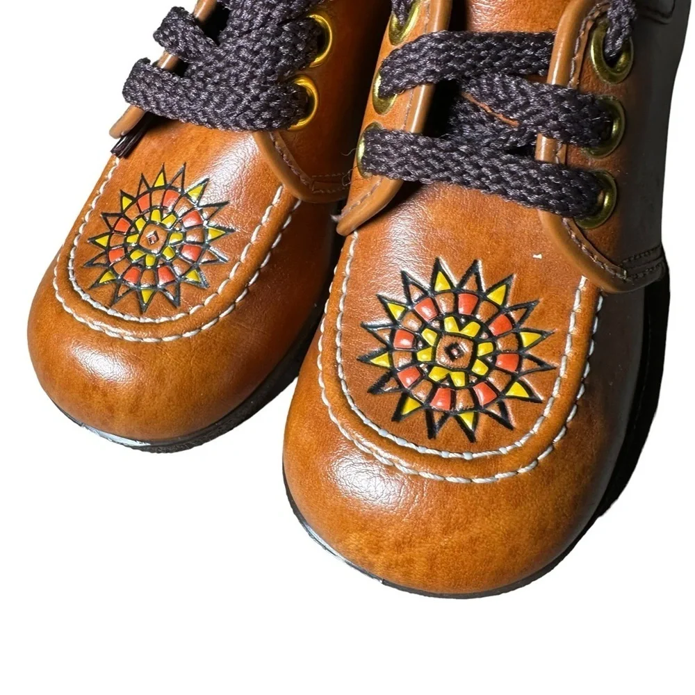 Robinson Crusoe Vintage Toddler Leather Dress Shoes Medallion Etch Size 8.5